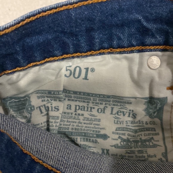 Levi’s 501 short - Picture 3 of 3